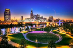 cumberland-park-and-nashville-skyline-lucas-foley